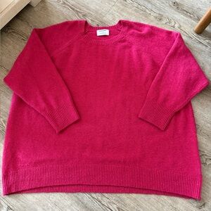 Old Navy Women's Vibrant Pink Crew Neck Sweater
